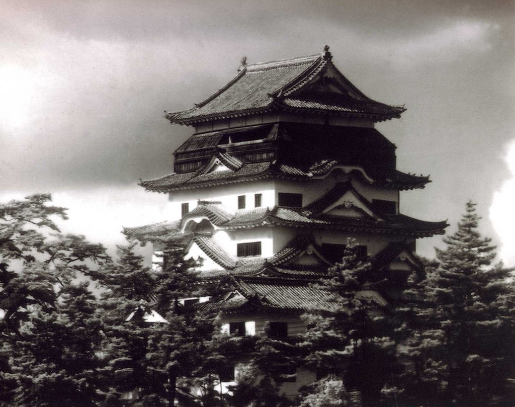 prewar_castle_tenshu